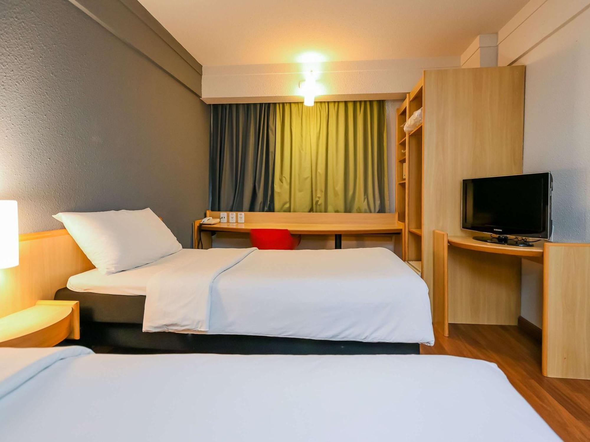 Отель Ibis Guarulhos Aeroporto Экстерьер фото