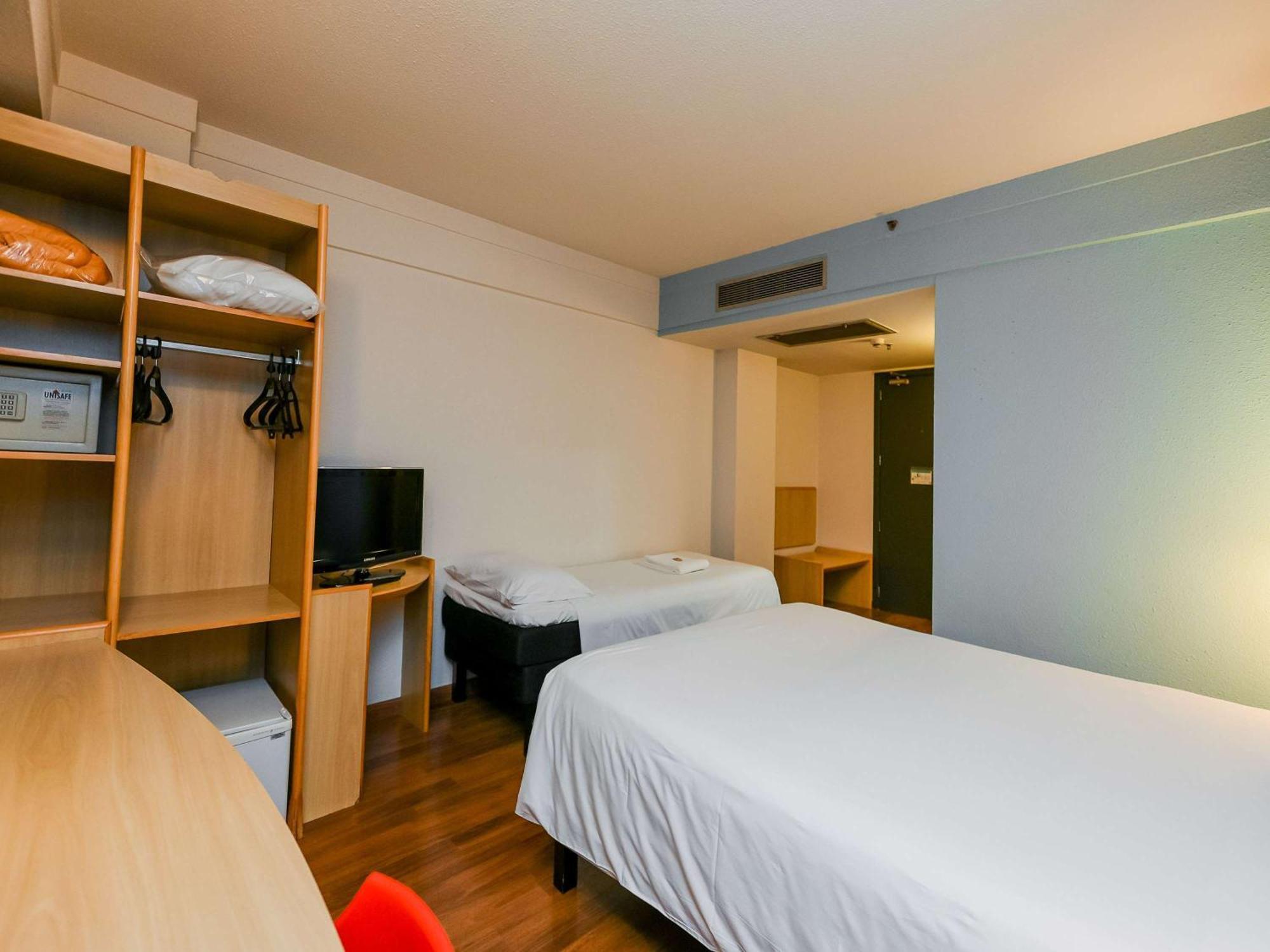 Отель Ibis Guarulhos Aeroporto Экстерьер фото