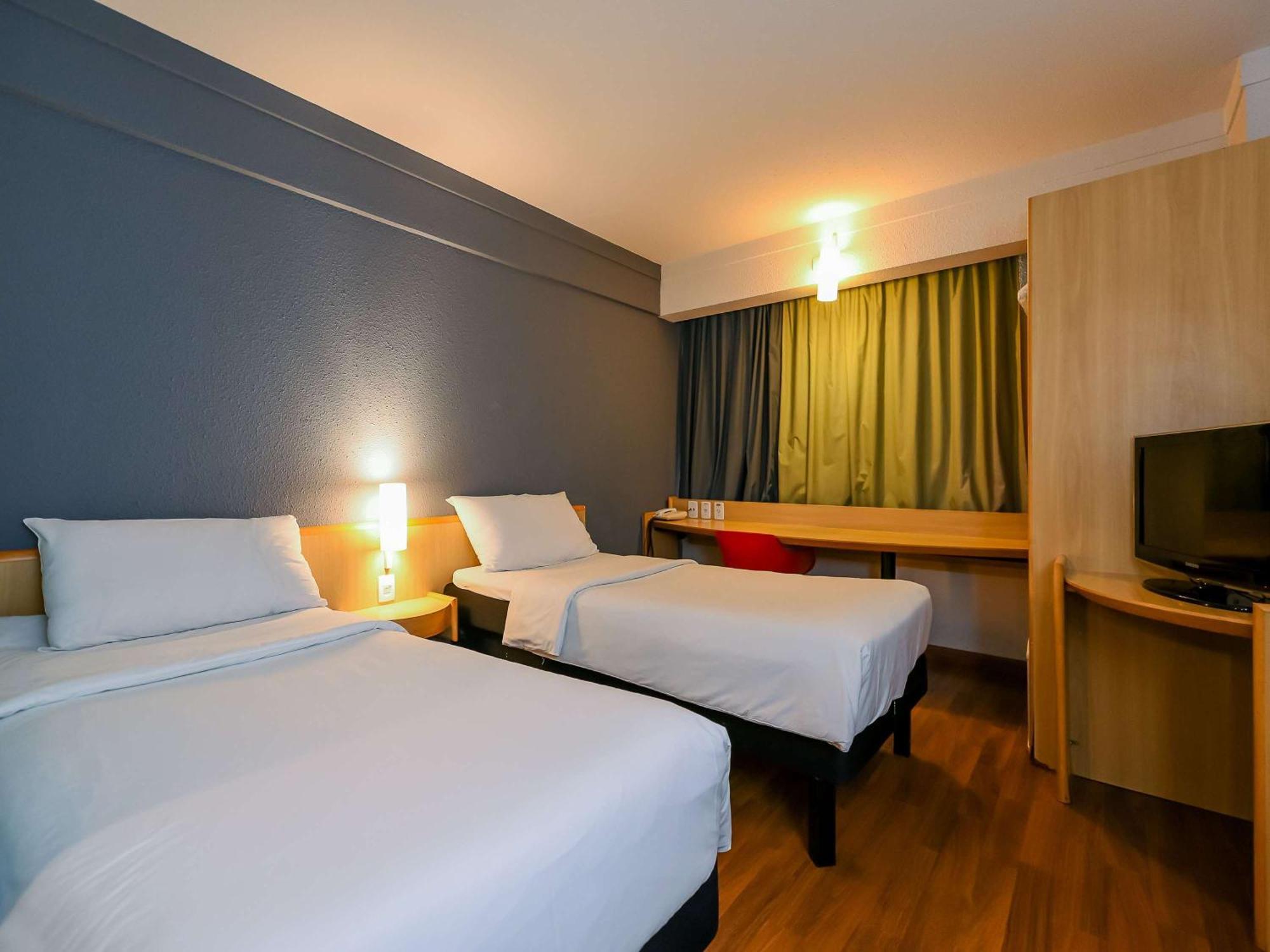 Отель Ibis Guarulhos Aeroporto Экстерьер фото