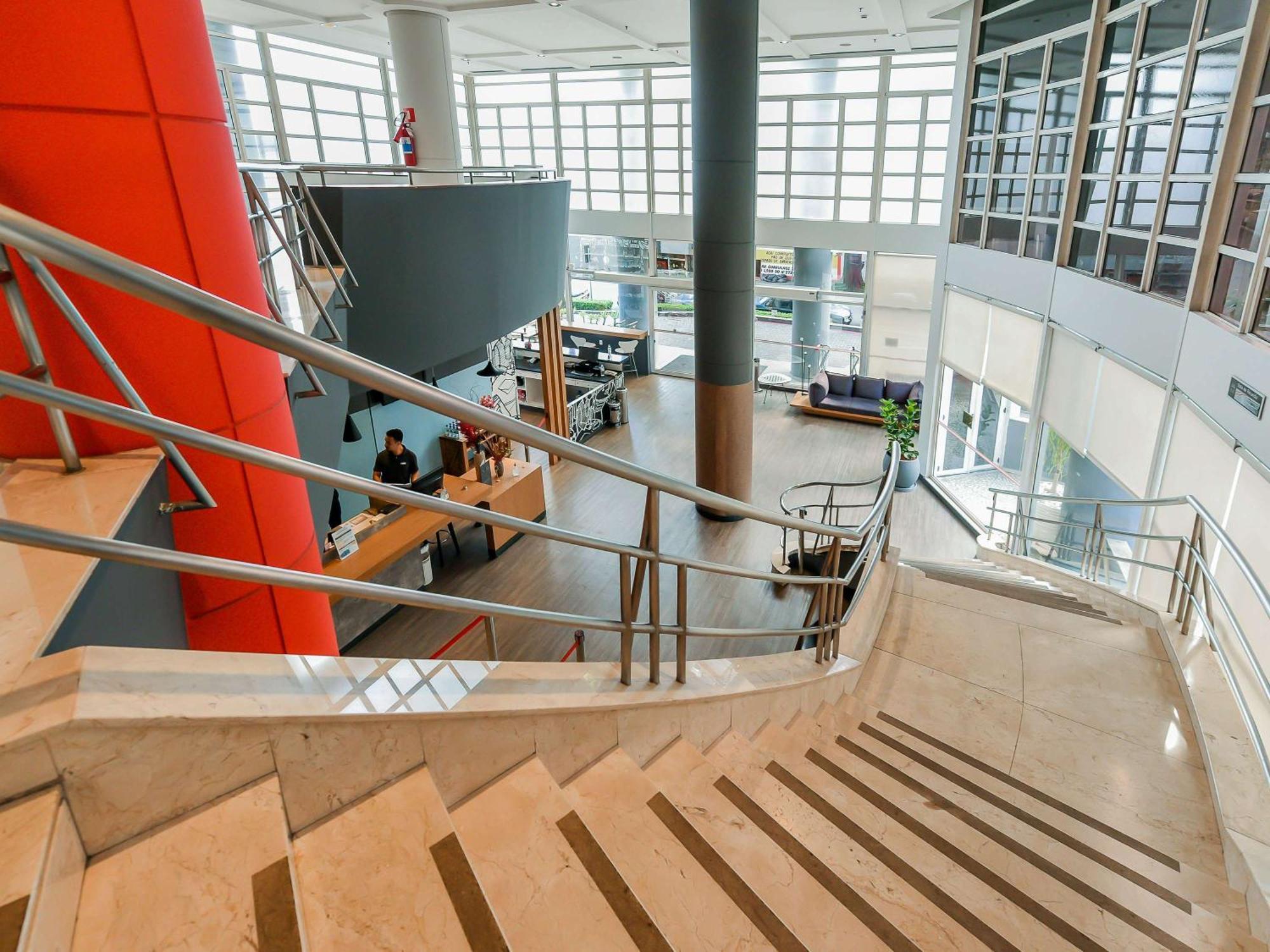 Отель Ibis Guarulhos Aeroporto Экстерьер фото