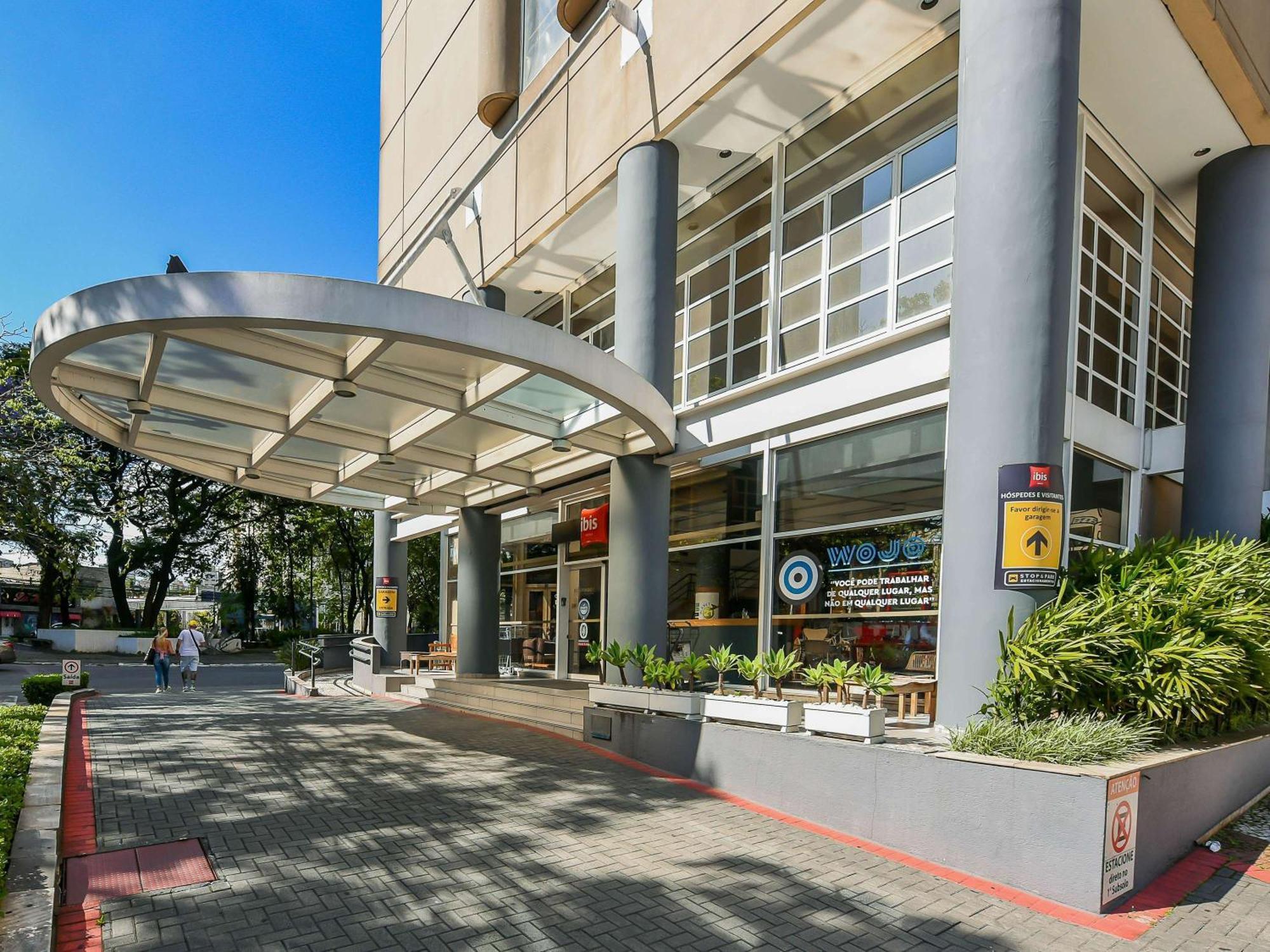 Отель Ibis Guarulhos Aeroporto Экстерьер фото